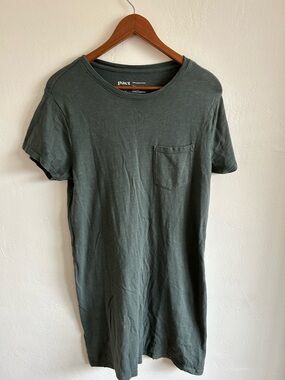 Pact Short-Sleeve Pocket Tee in Olive